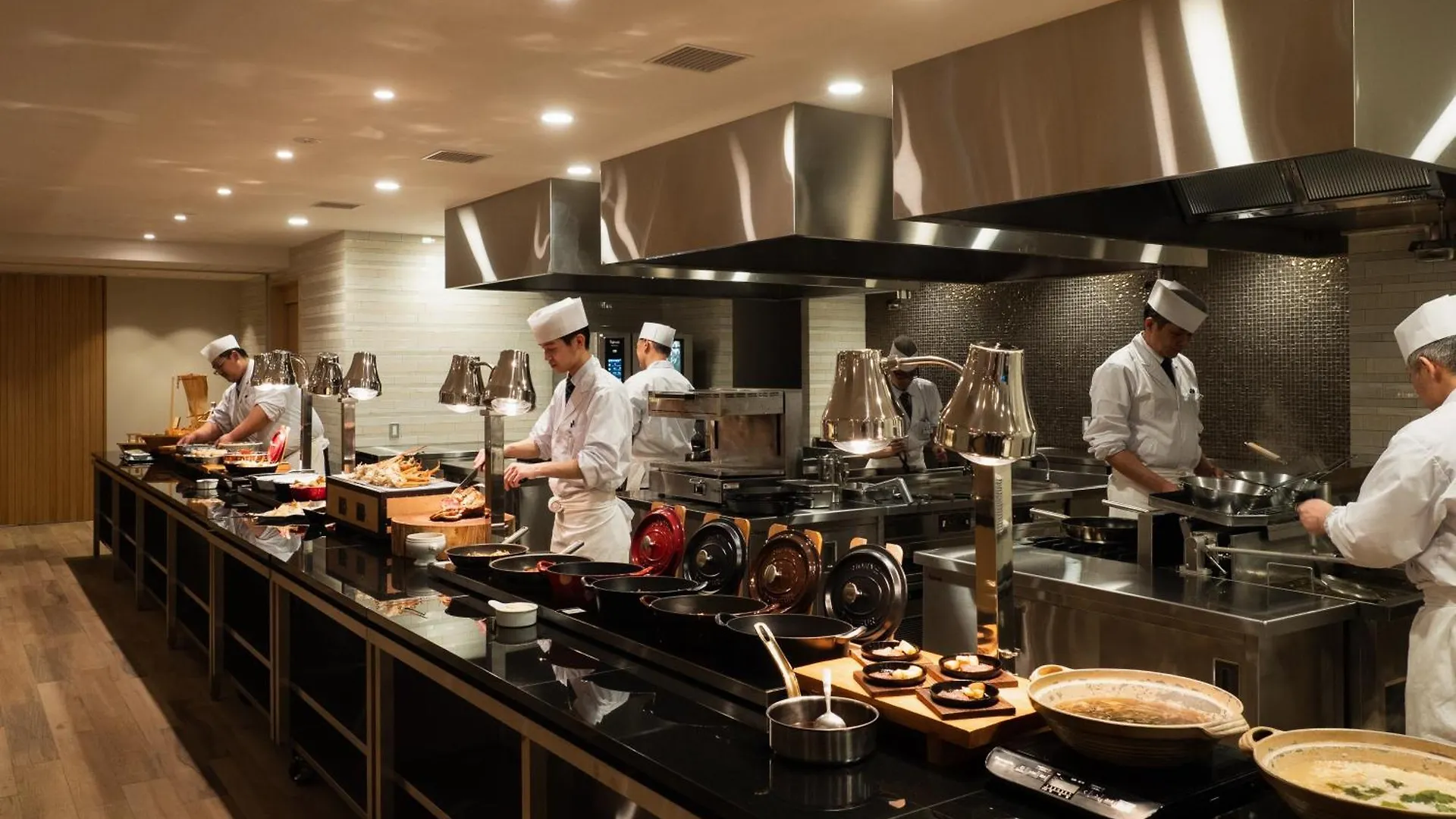 層雲閣 Hotell Kamikawa  Japanskt värdshus (ryokan)