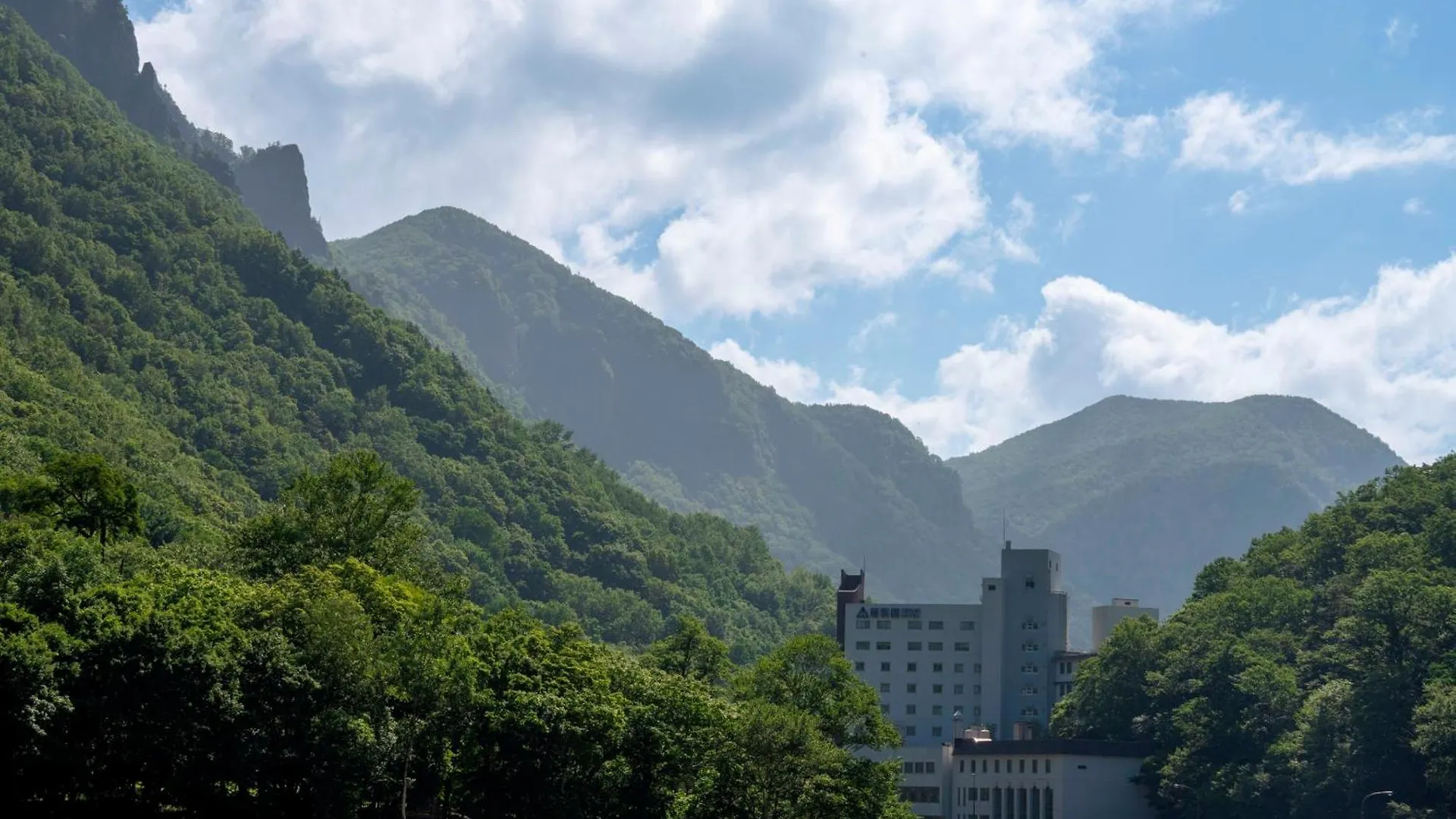 層雲閣 Hotell Kamikawa